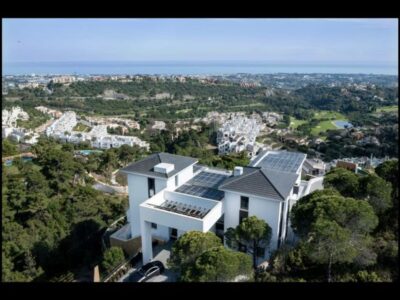 Villa en venta en El Madroñal, Benahavís, Málaga (España)