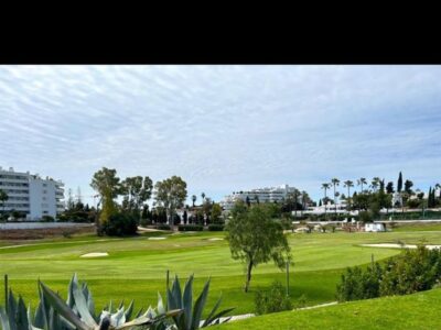 Apartamento en venta en San Pedro de Alcántara, Marbella, Málaga (España)