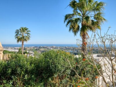 Villa til salg i Los Arqueros-Puerto del Almendro, Benahavís, Málaga (Spanien)