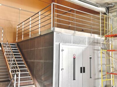 Industrial building for rent in Nueva Andalucía, Marbella, Málaga (Spain)
