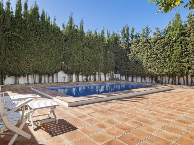 Villa til salg i San Pedro de Alcántara, Marbella, Málaga (Spanien)