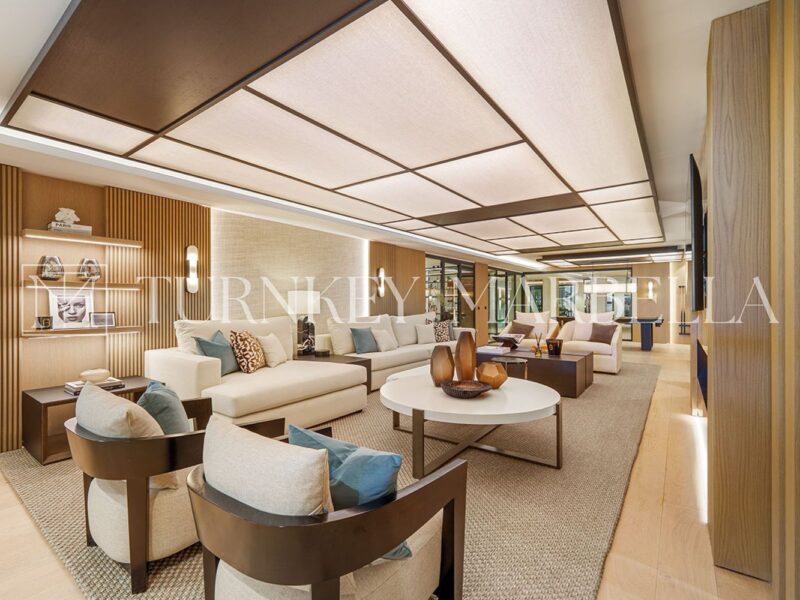 Villa til salg i Nueva Andalusien, Marbella, Málaga (Spanien)